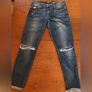 Joe’s Jeans Mid- Rise Skinny Jeans Rolled Crop size 28
